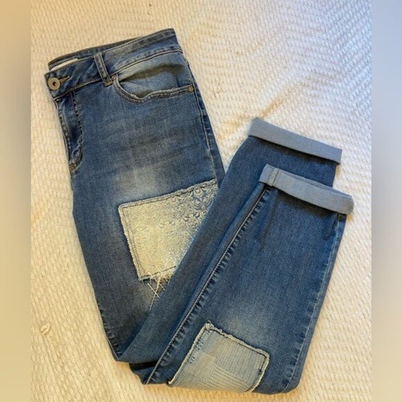Patchwork Denim Jeans By Cato Est. 1946 Size 10 Mid-Rise Contemporary Style - Picture 2 of 8